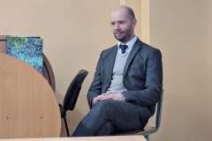 PXL_20251201_115932340