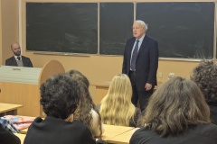 PXL_20251201_115958011